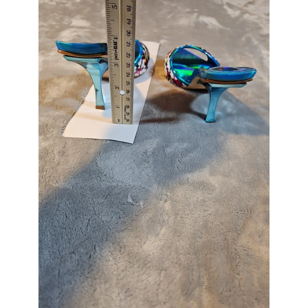 kayleen by los Angeles Size 7 Blue